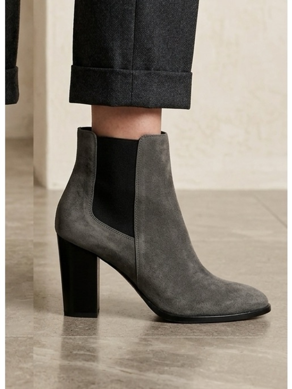 Vince Boots Women's Size 7.5 Black Ellen Ankle Booties Charcoal Leather Shoes